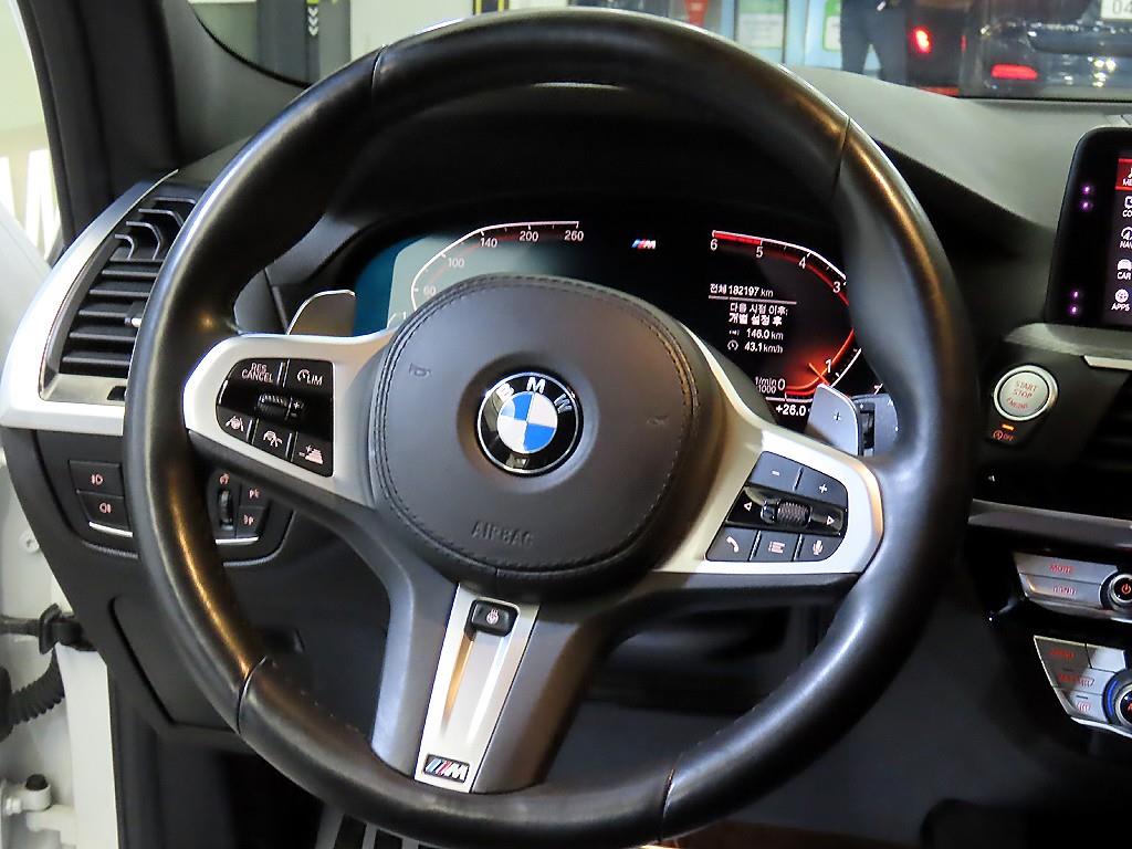 BMW X3 - Vista 8