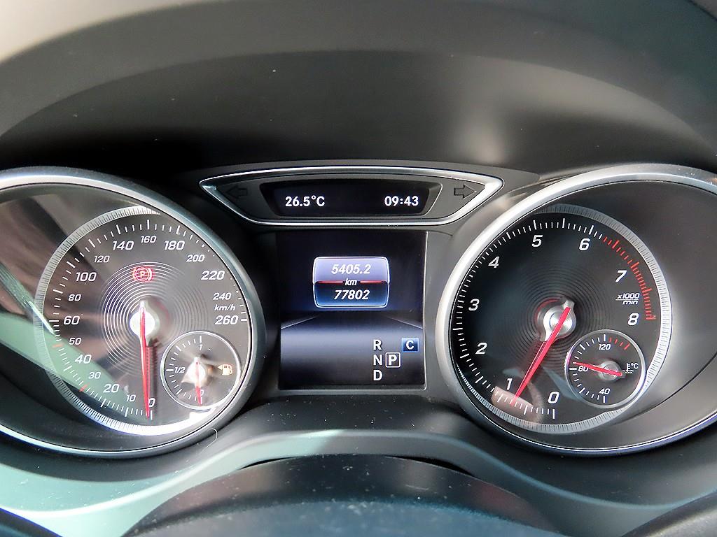 Mercedes Benz CLA Class - Vista 9