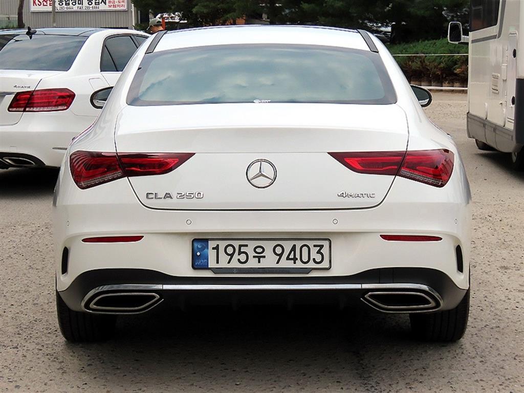 Mercedes Benz CLA Class - Vista 4