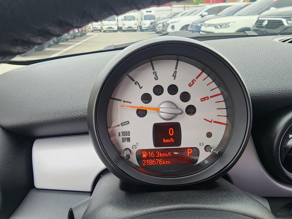 Mini Cooper - Vista 11