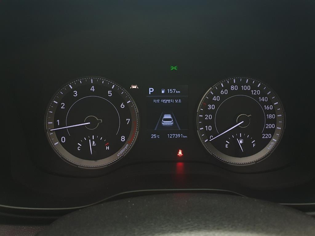 HYUNDAI Venue - Vista 7