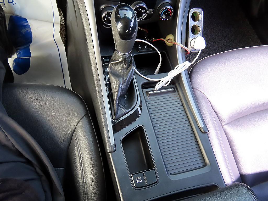 HYUNDAI Sonata - Vista 10