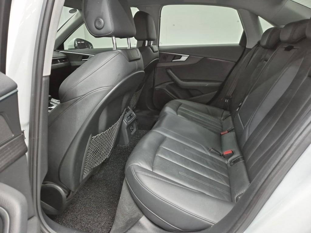 Audi A4 - Vista 12