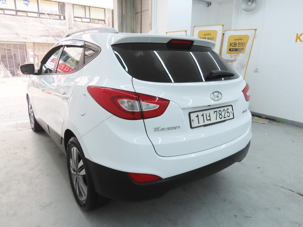 HYUNDAI Tucson - Vista 4