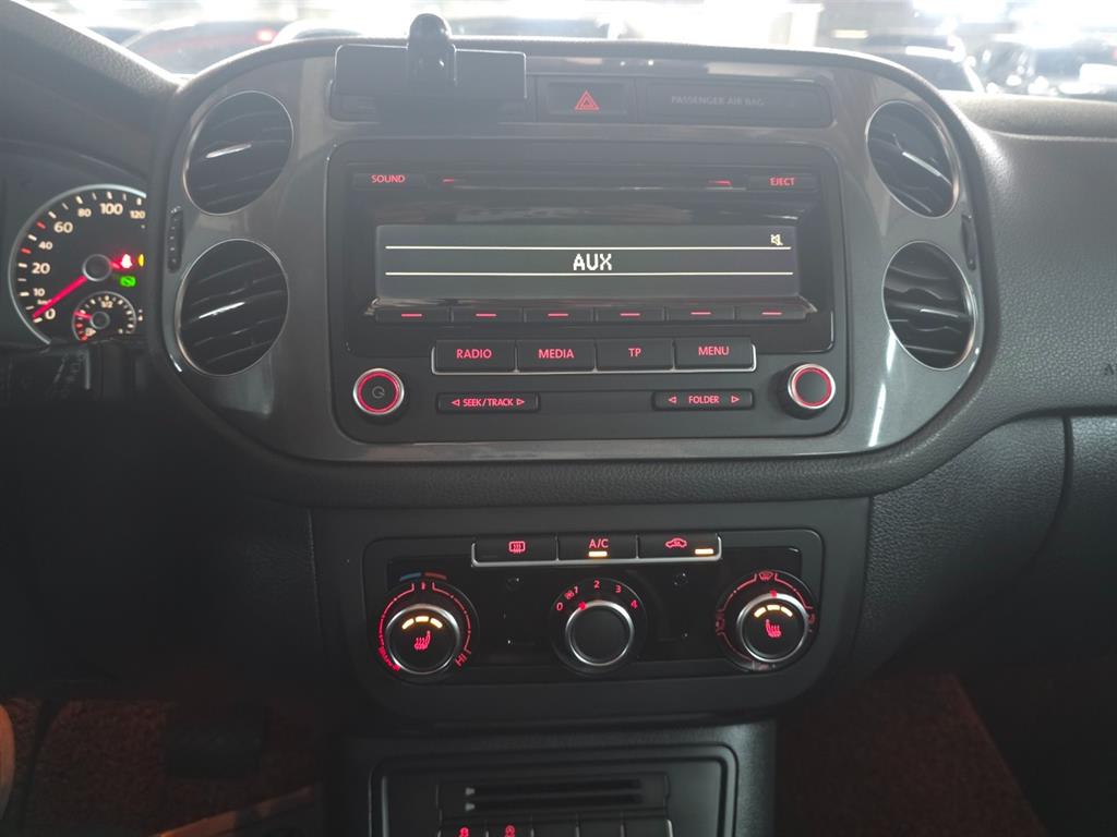 Volkswagen Tiguan - Vista 10
