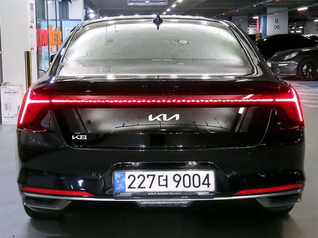 KIA K8 - Vista 5