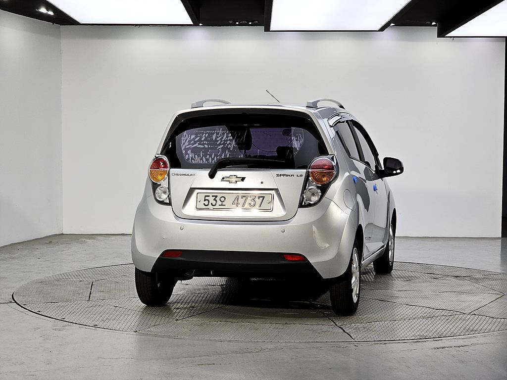 Chevrolet Spark - Vista 3