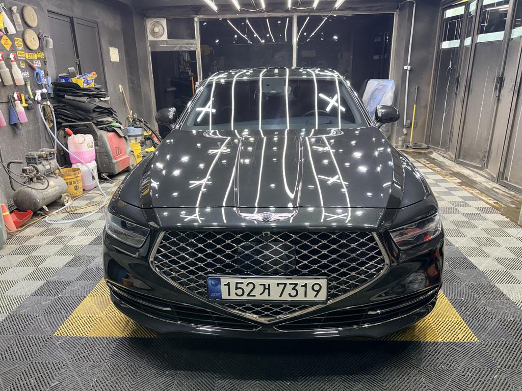 Genesis G90 - Vista 3