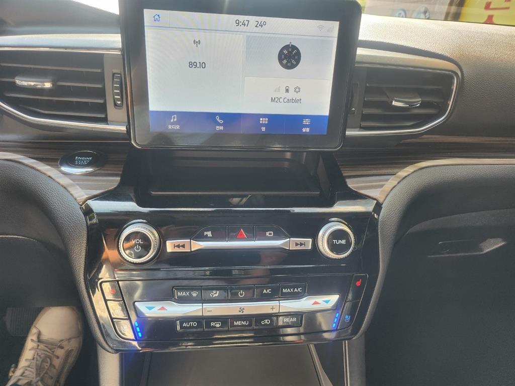Ford Explorer - Vista 10
