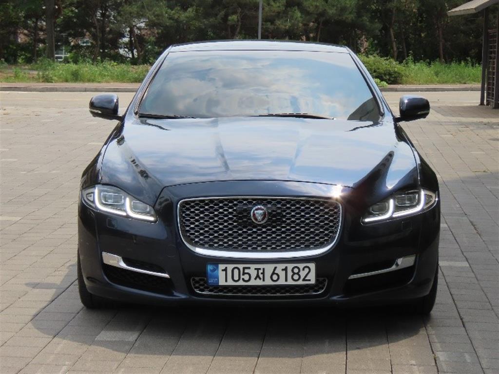 Jaguar XJ 2016 - Importación desde Corea - HF Imports Iquique - Foto 1