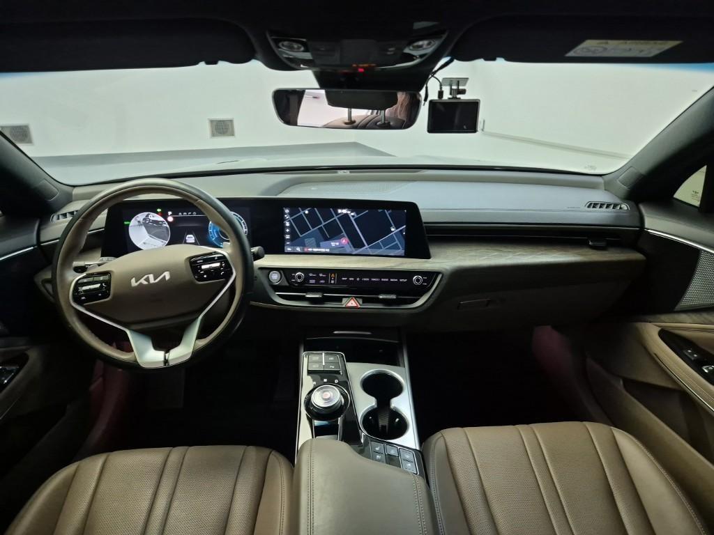 KIA K8 - Vista 6