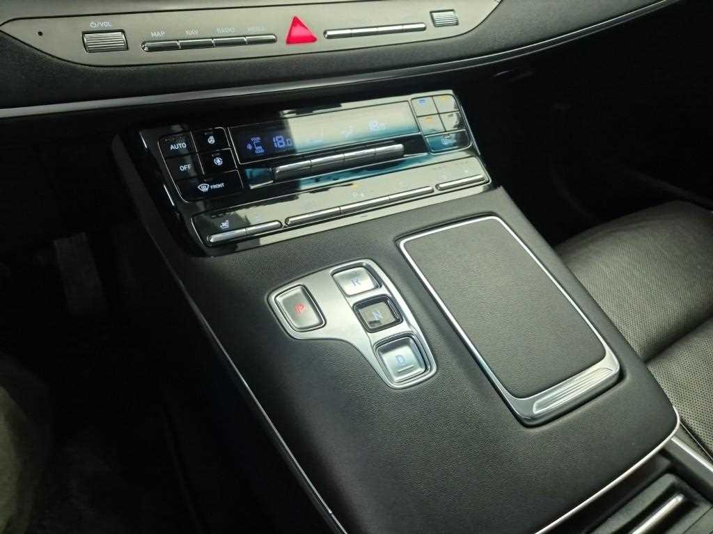 HYUNDAI Grandeur - Vista 8