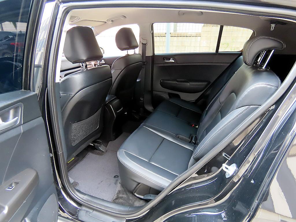 KIA Sportage - Vista 6