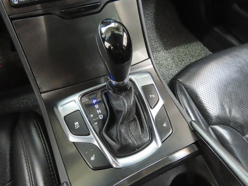 HYUNDAI Grandeur - Vista 12