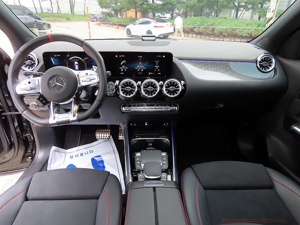 Mercedes Benz GLA Class - Vista 7