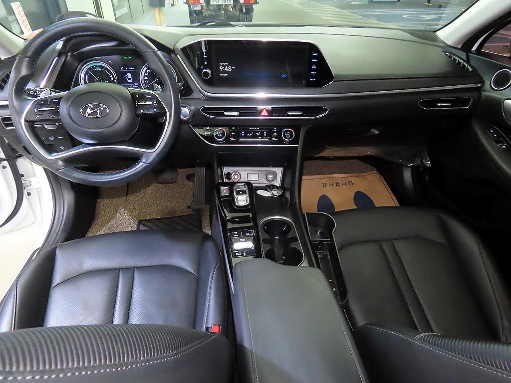 HYUNDAI Sonata - Vista 10