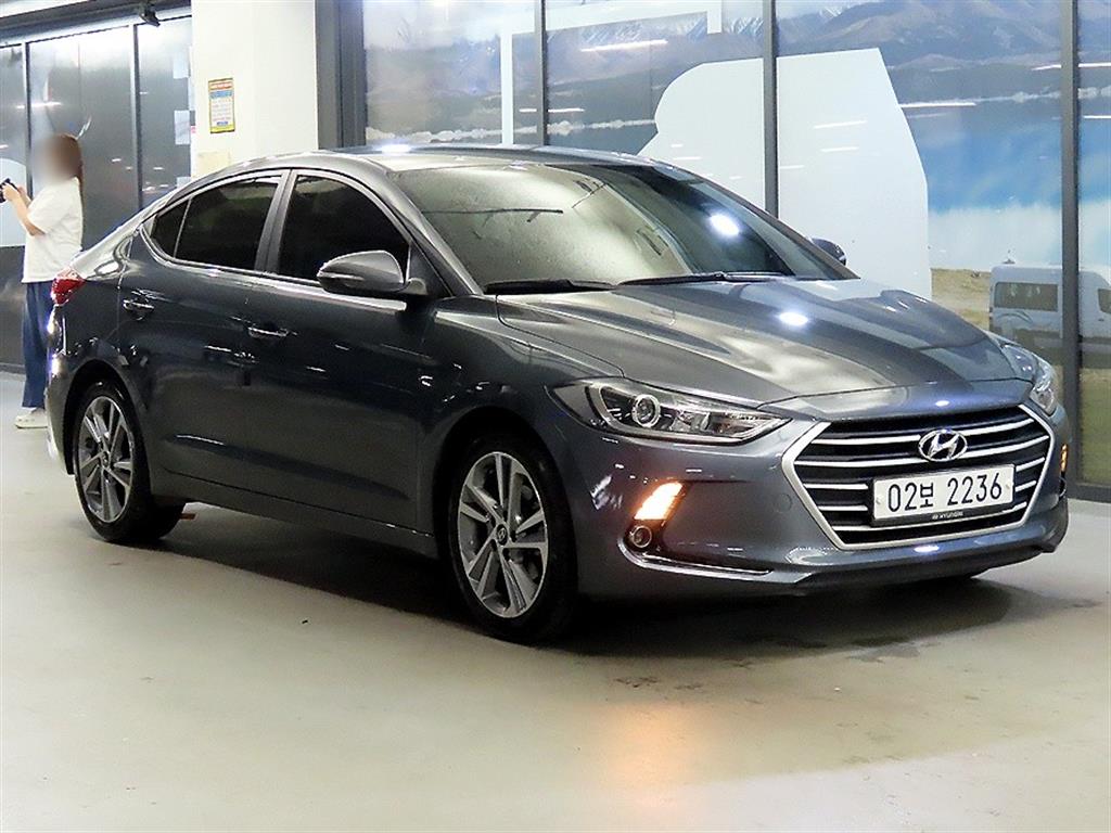 HYUNDAI Avante 2017 Gris - Importación desde Corea - HF Imports Iquique - Foto 1