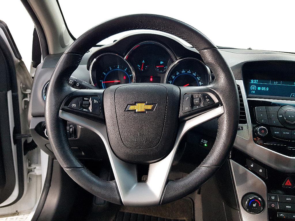 Chevrolet Cruise 2011 Blanco - Importación desde Corea - HF Imports Iquique - Foto 13