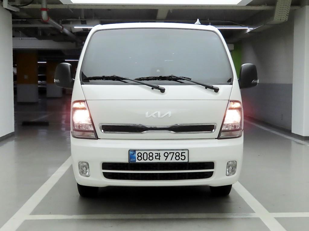 Small Truck Cargo (small) 2024 Blanco - Importación desde Corea - HF Imports Iquique - Foto 1