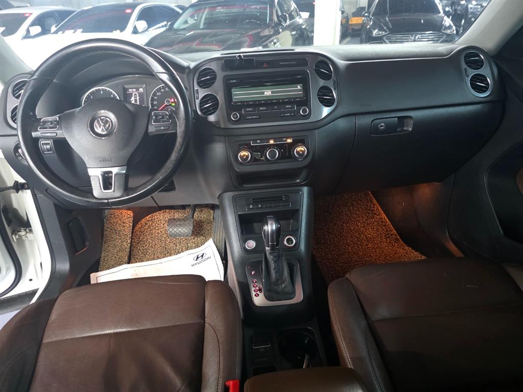 Volkswagen Tiguan - Vista 8