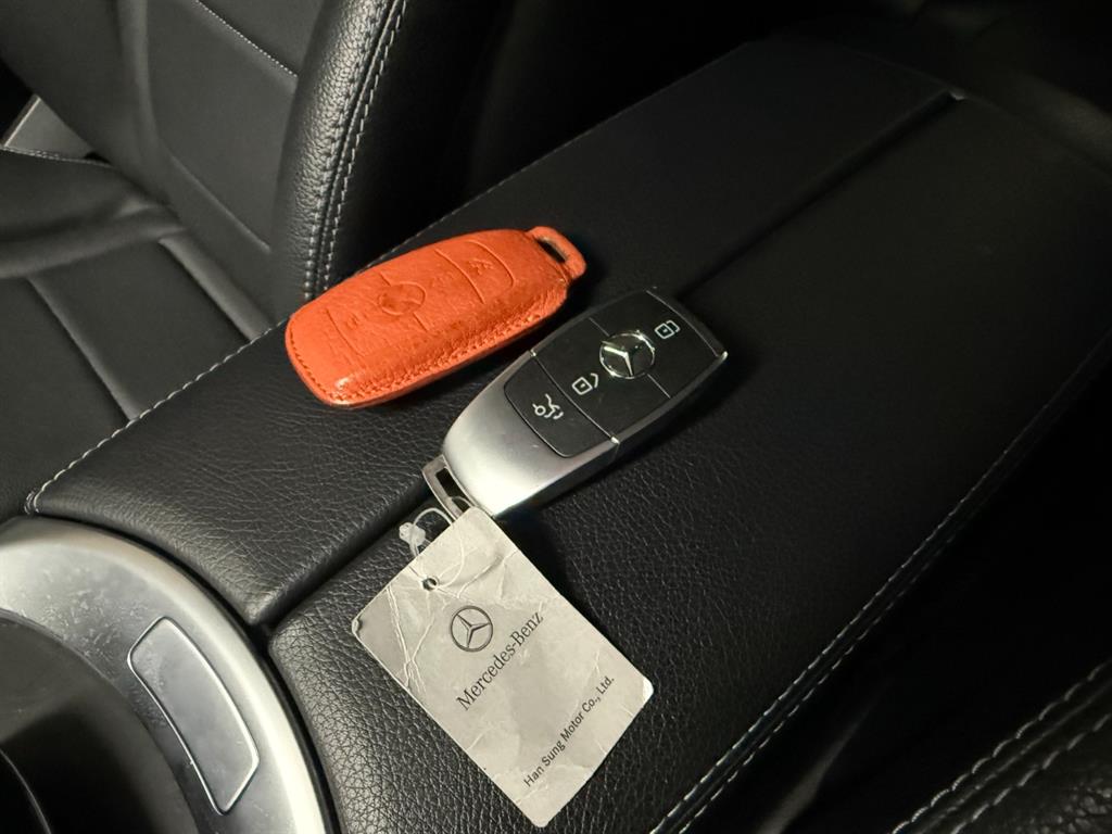 Mercedes Benz C Class - Vista 10