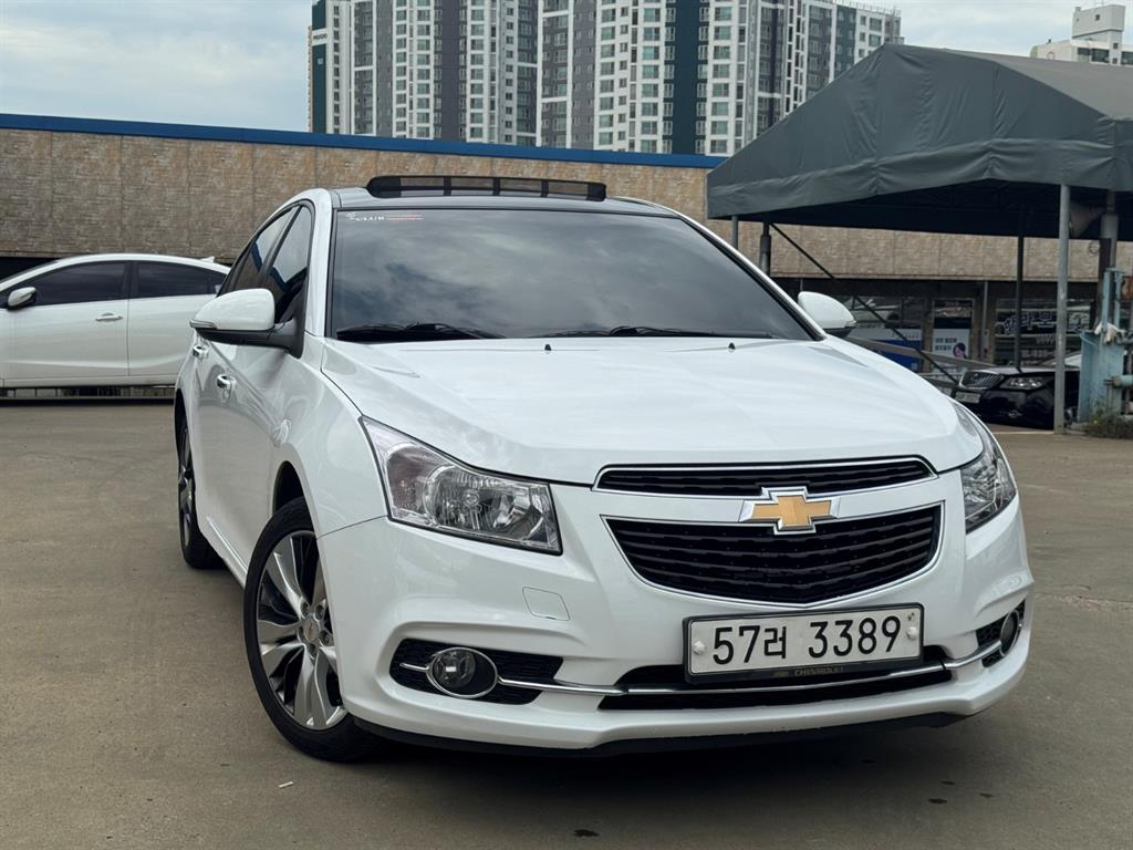 Chevrolet Cruise 2014 Blanco - Importación desde Corea - HF Imports Iquique - Foto 1