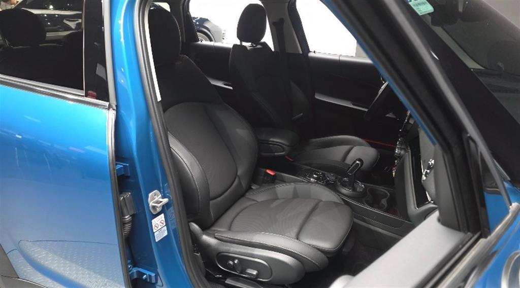 Mini Countryman - Vista 11