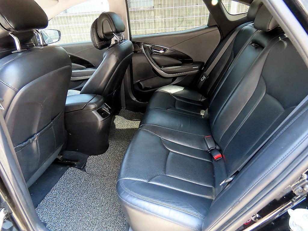 HYUNDAI Grandeur - Vista 6