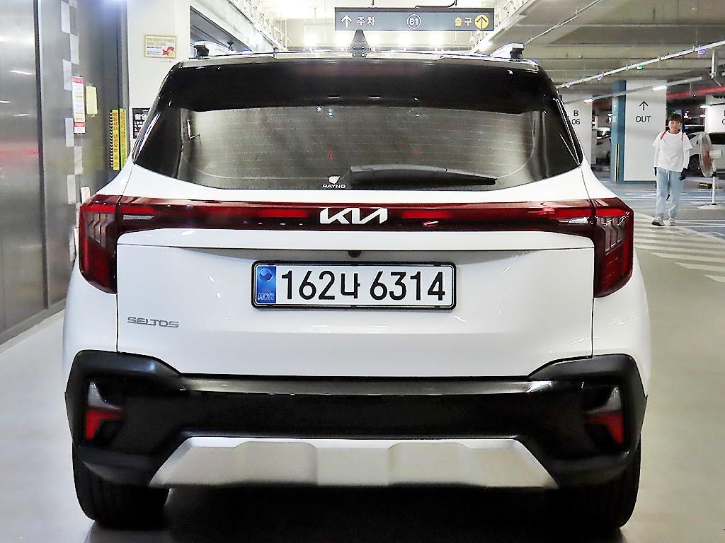 KIA Seltos - Vista 5