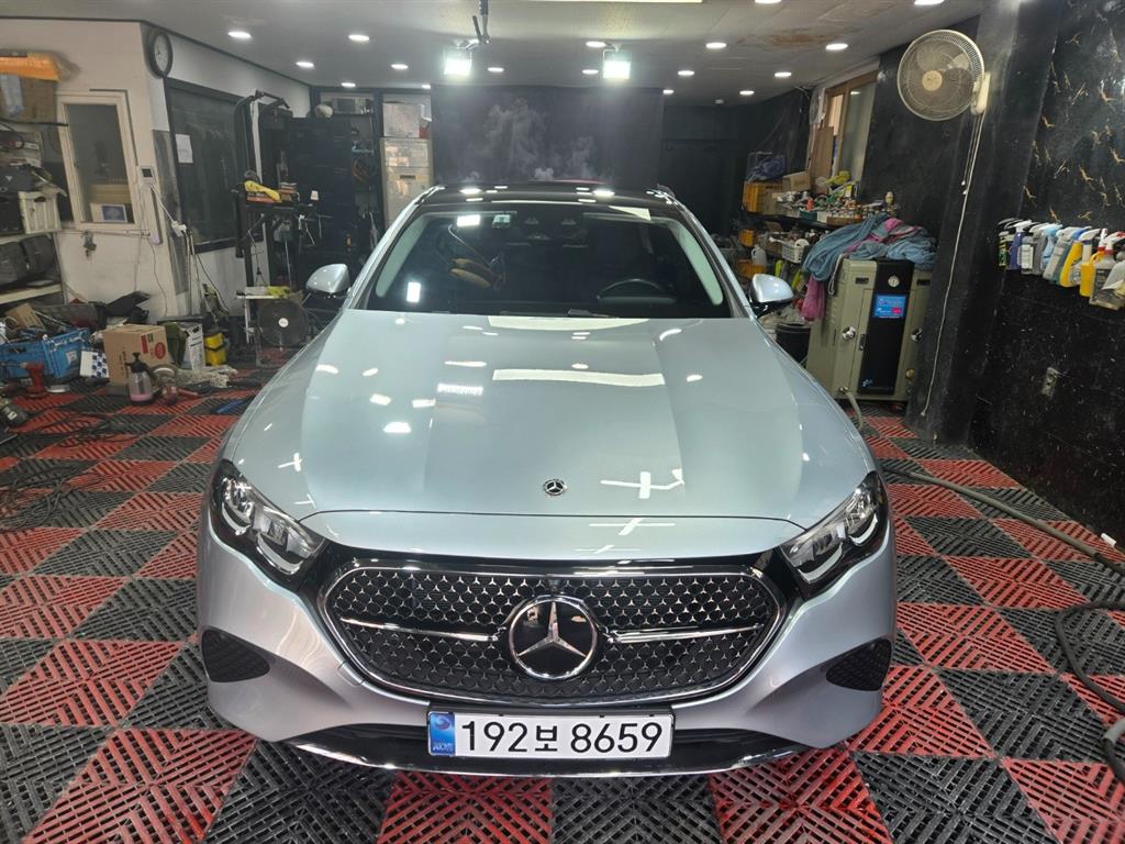 Mercedes Benz E class 2024 Plateado - Importación desde Corea - HF Imports Iquique - Foto 1