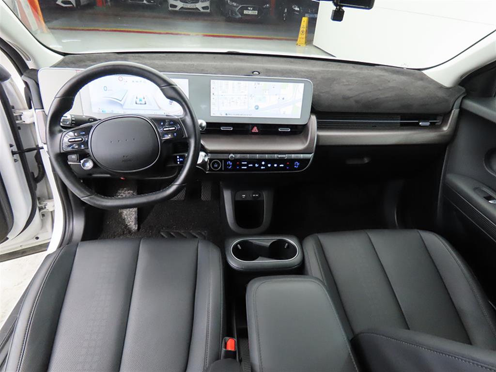 HYUNDAI Ioniq 5 - Vista 7