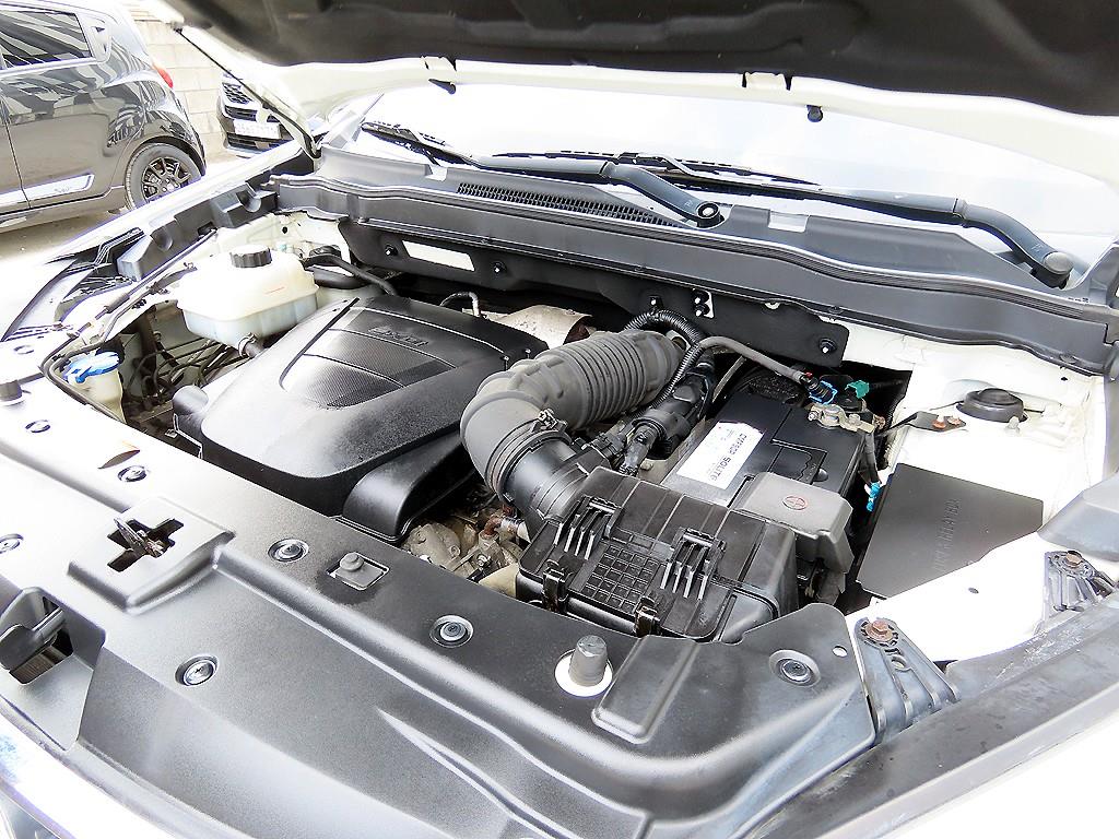 Ssangyong Korando 2016 Blanco - Importación desde Corea - HF Imports Iquique - Foto 19