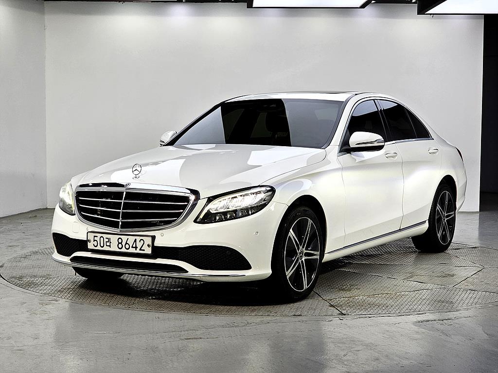 Mercedes Benz C Class 2019 Blanco - Importación desde Corea - HF Imports Iquique - Foto 1