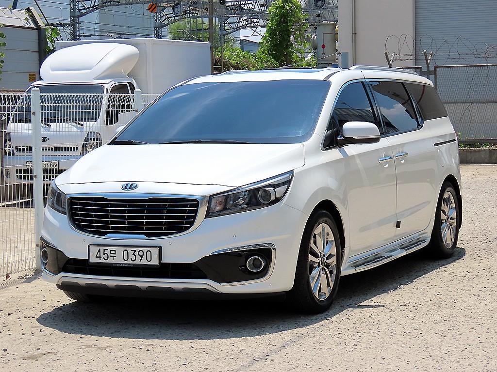 KIA Carnival - Vista 2