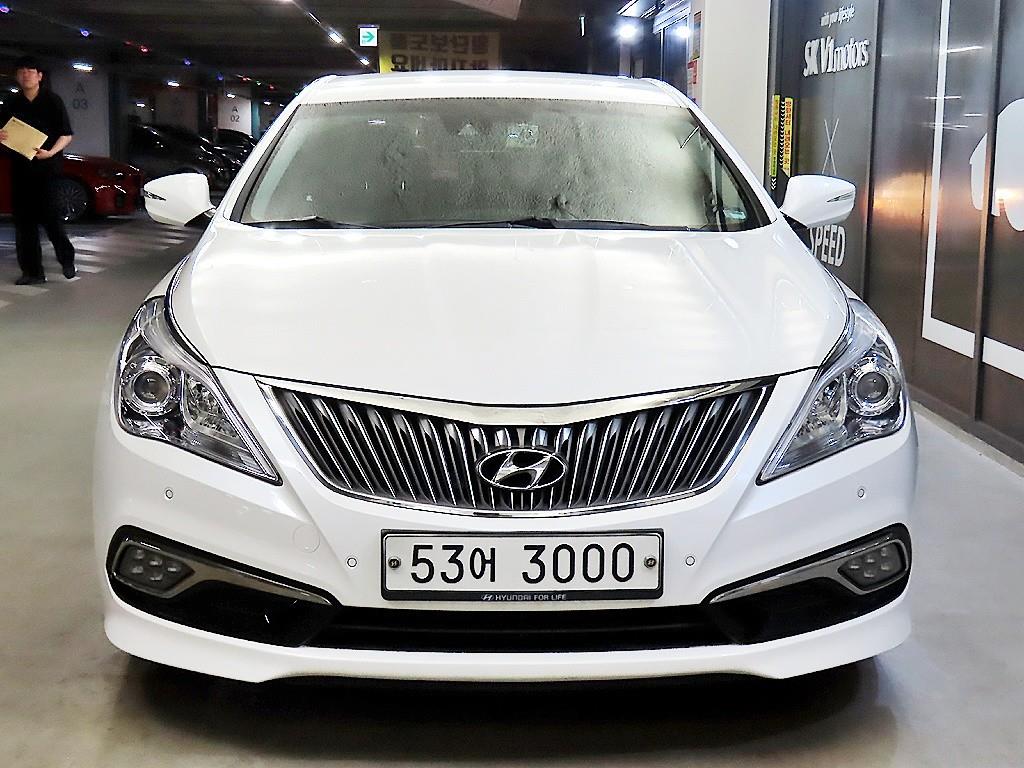 HYUNDAI Grandeur - Vista 2