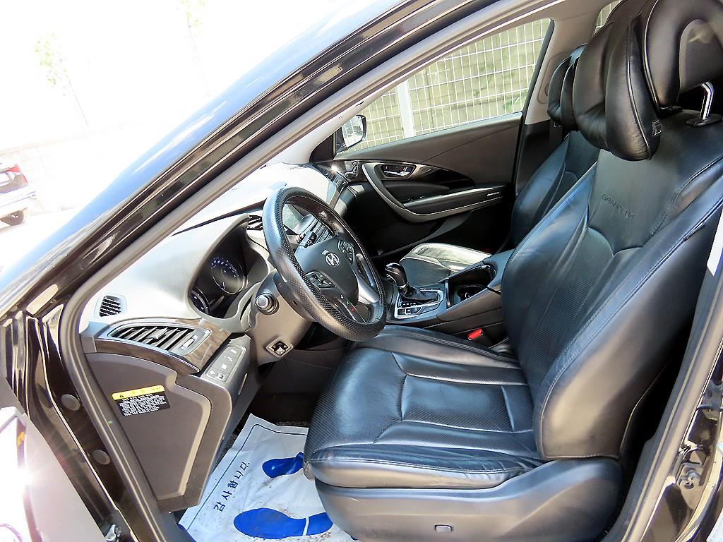 HYUNDAI Grandeur - Vista 5