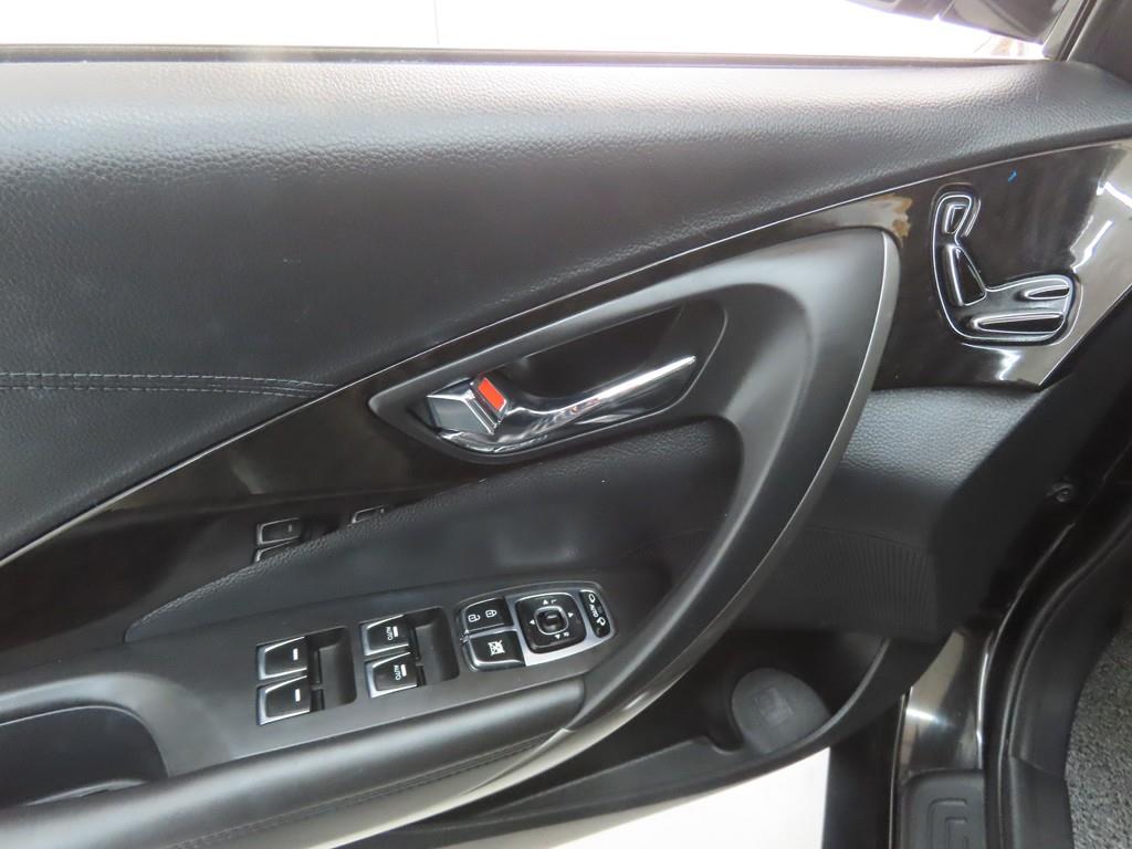 HYUNDAI Grandeur - Vista 9