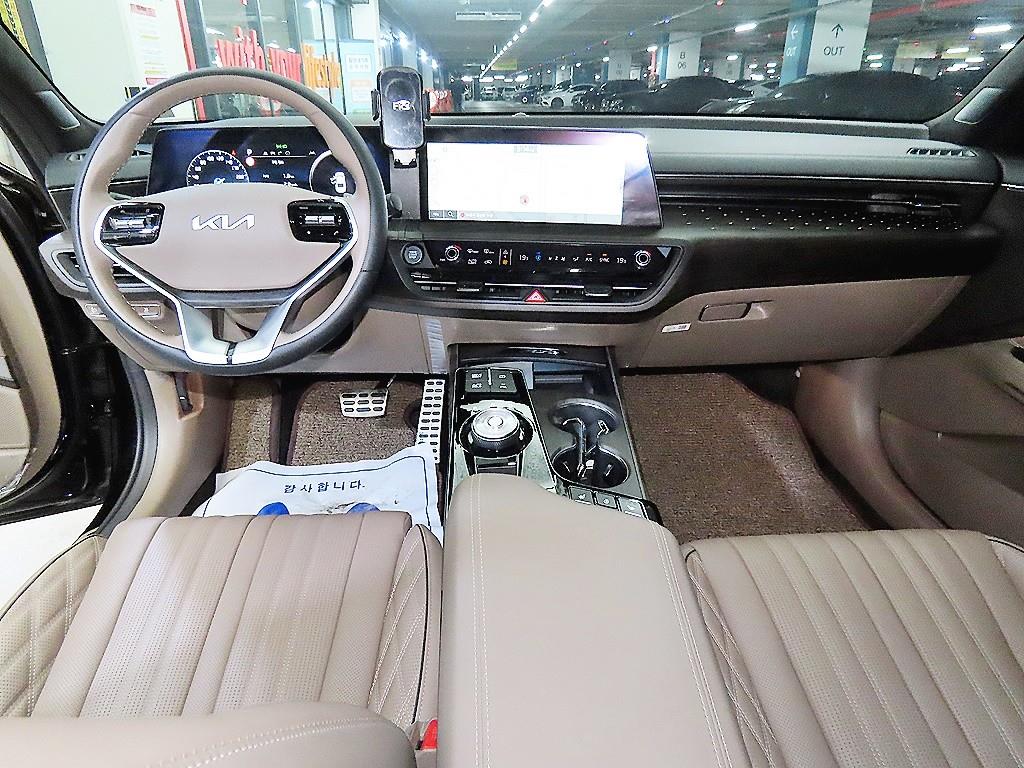 KIA K8 - Vista 10