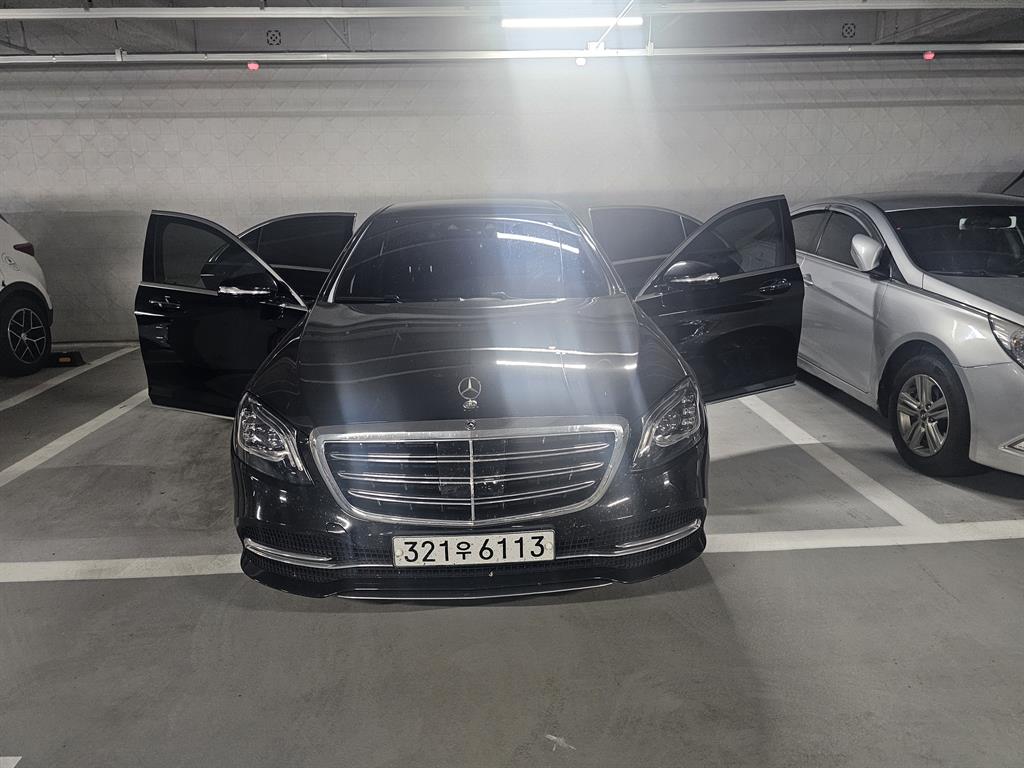 Mercedes Benz S Class 2019 Negro - Importación desde Corea - HF Imports Iquique - Foto 1