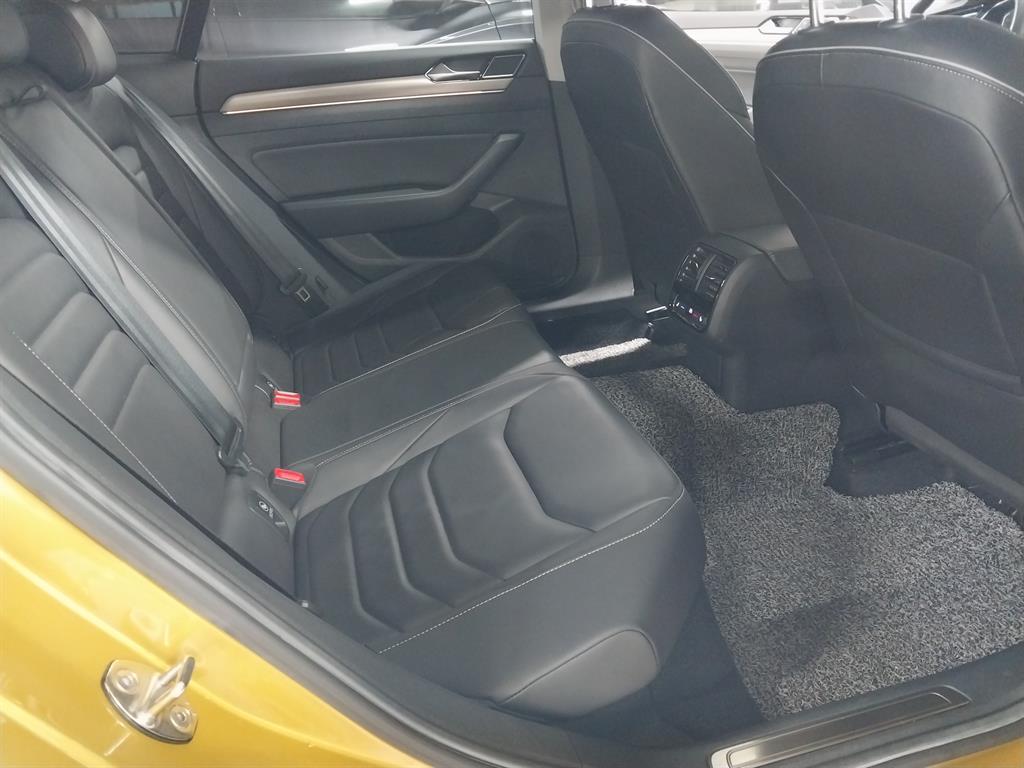 Volkswagen Arteon 2020 Amarillo - Importación desde Corea - HF Imports Iquique - Foto 18