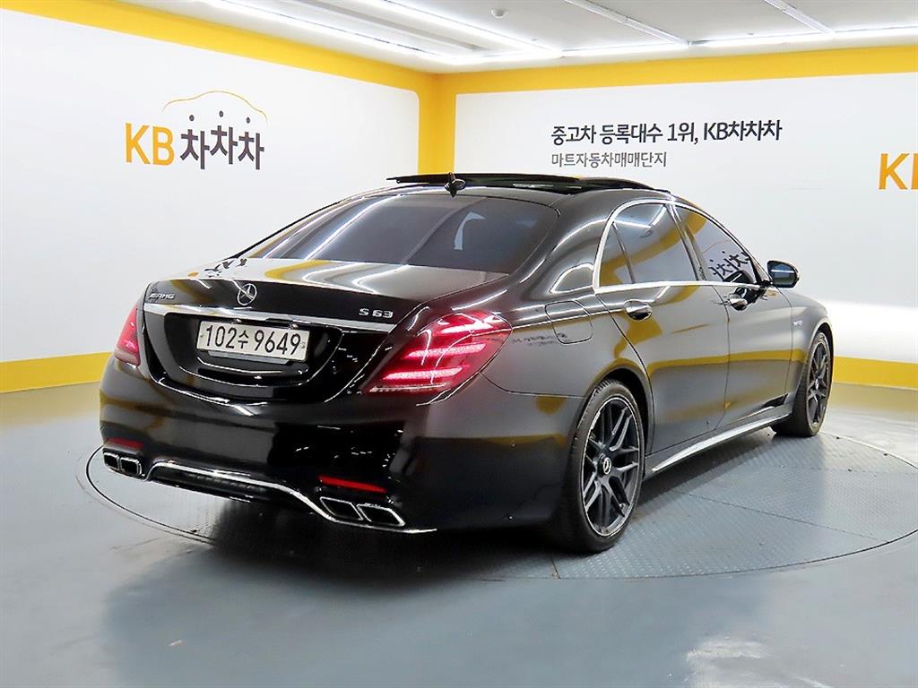 Mercedes Benz S Class - Vista 4