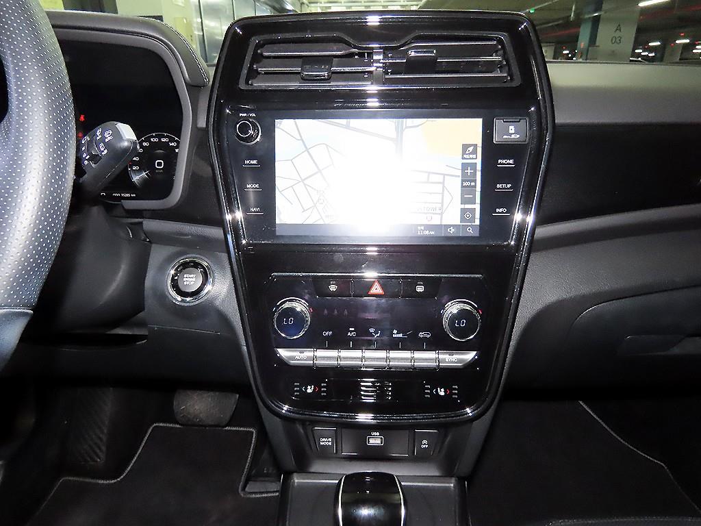 Ssangyong Tivoli - Vista 8