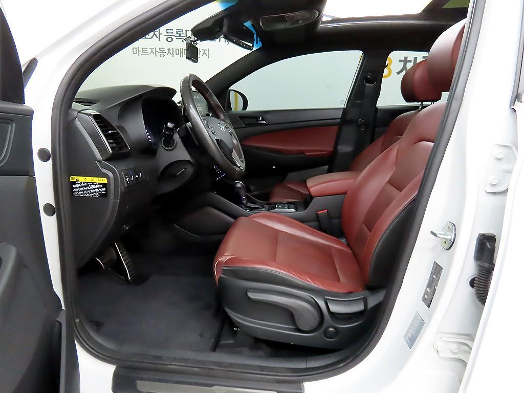 HYUNDAI Tucson - Vista 5