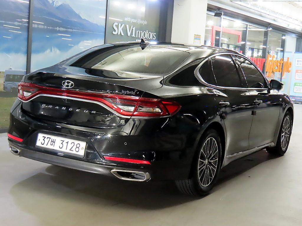 HYUNDAI Grandeur - Vista 4