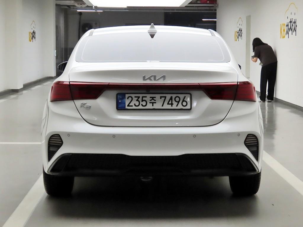 KIA K3 - Vista 3