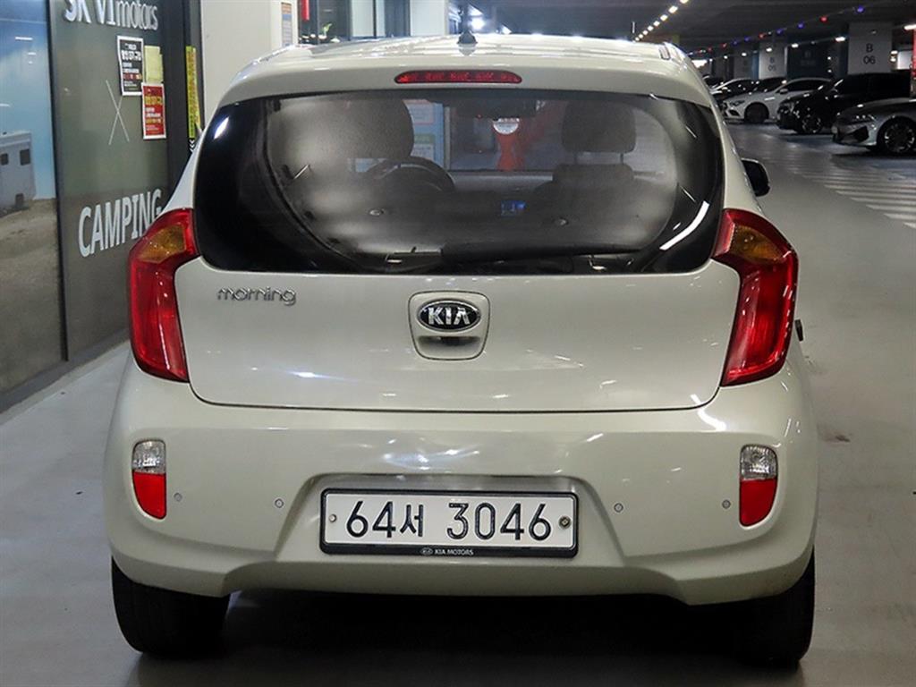 KIA Morning - Vista 5