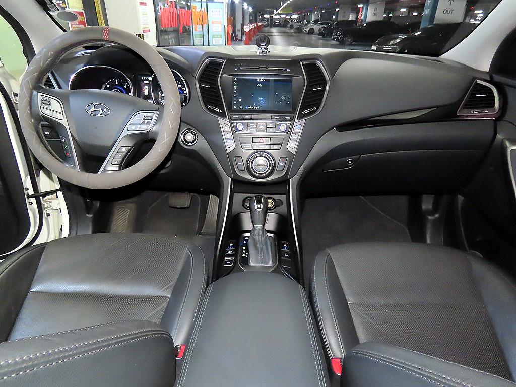 HYUNDAI Maxcruz - Vista 10