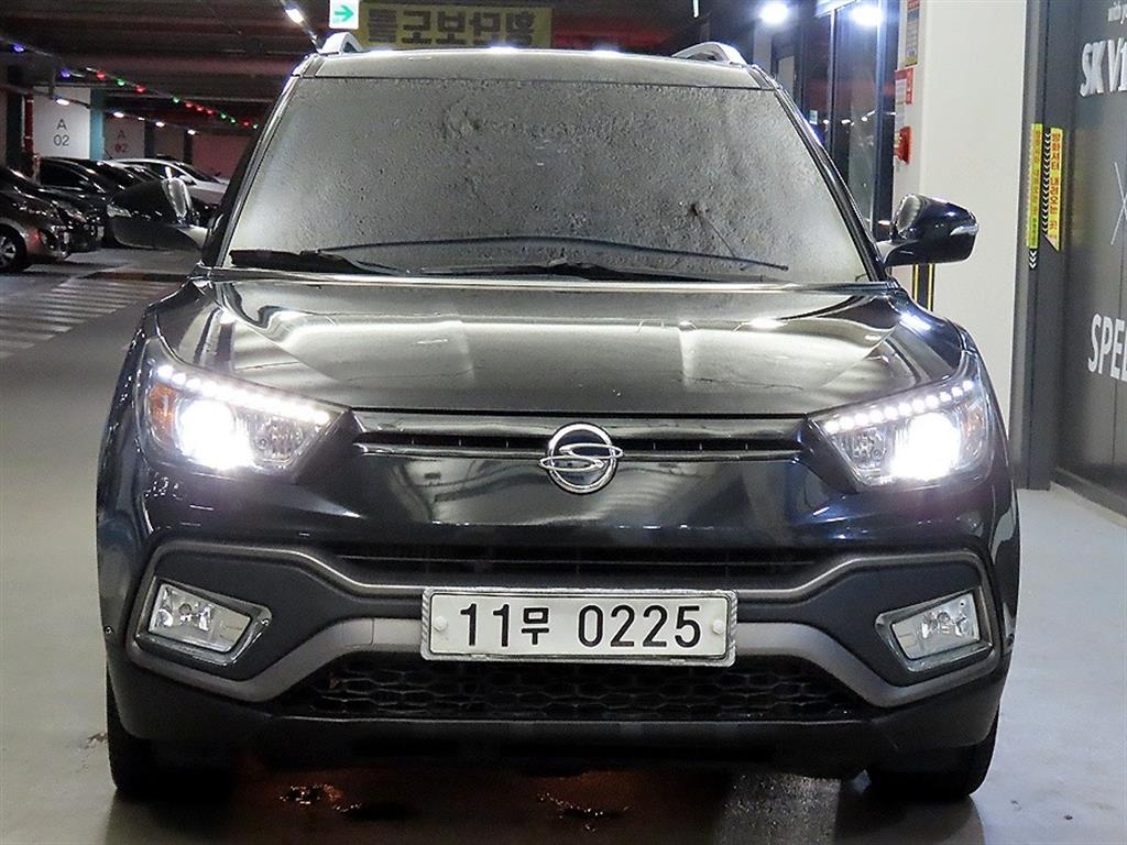 Ssangyong Tivoli - Vista 2