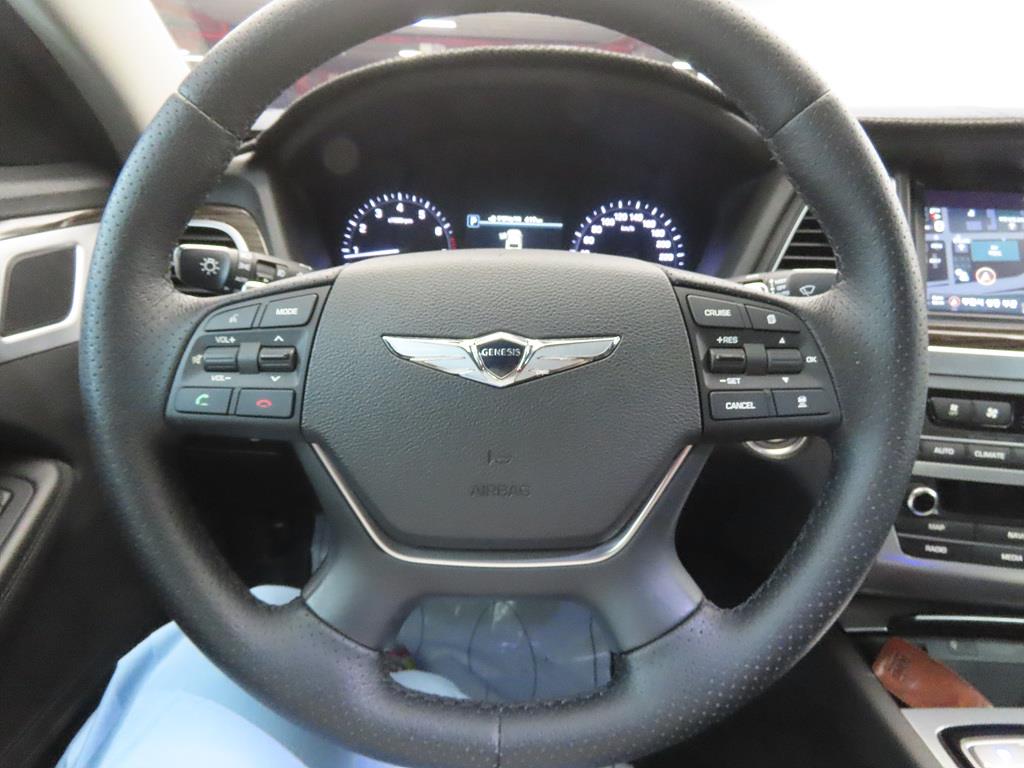 Genesis G80 - Vista 8