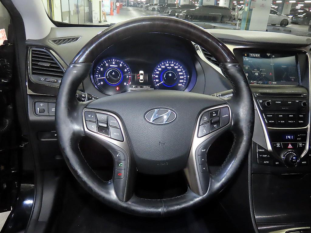 HYUNDAI Grandeur - Vista 8